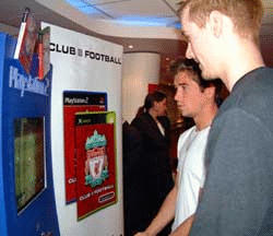 Harry Kewell & Michael Crowder play the Official LFC game